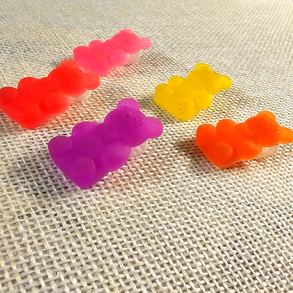 Colorful Gummy Bear-Shaped Set Of 5 Croc Charms NWOT - Picture 2 of 4